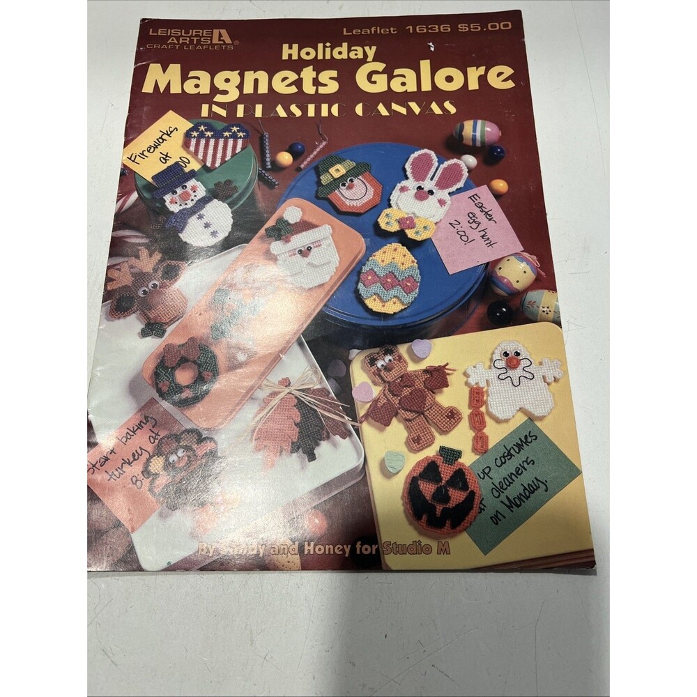 Leisure Arts︱1636︱Leaflet︱Holiday Magnets Galore in Plastic Canvas︱1995